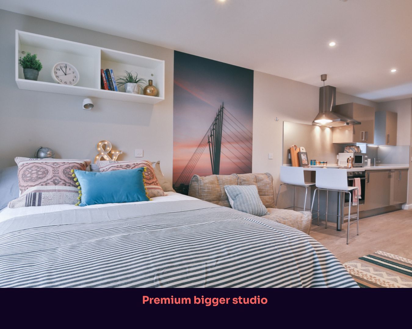 Premium-bigger-studio-3.jpg